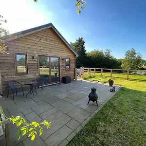  Holiday home Lakeside